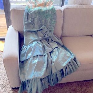 Women size 12 mermaid gown